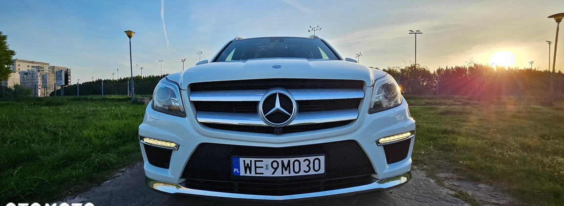 Mercedes-Benz GL cena 163333 przebieg: 201000, rok produkcji 2014 z Warszawa małe 781